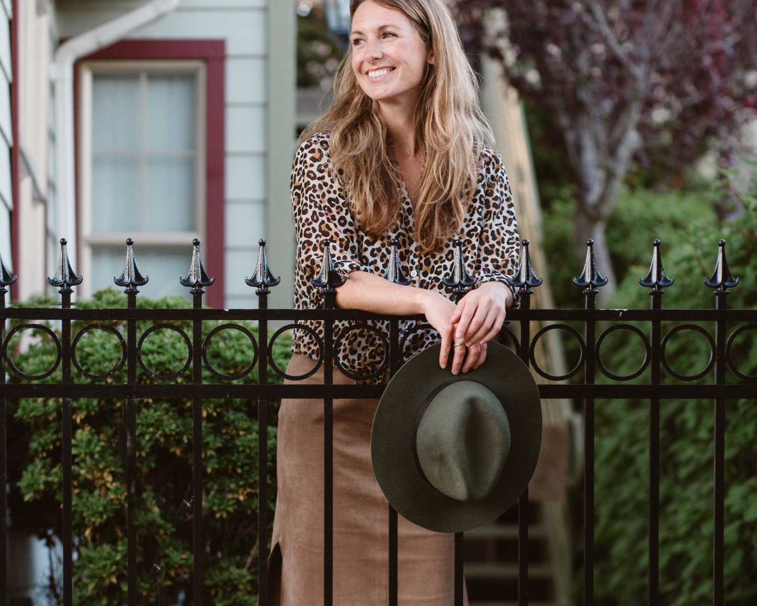 photo of Jaime Bell of Contracts Market holding hat 